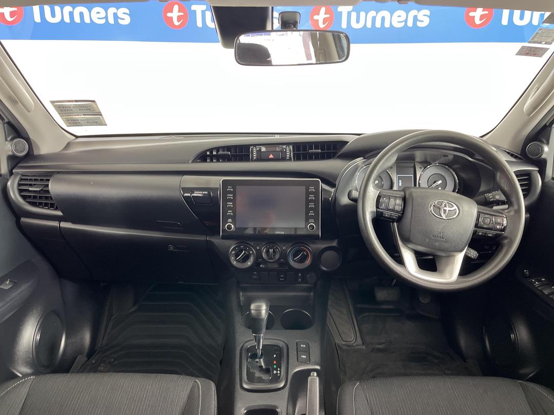 Photo '17' of Toyota Hilux