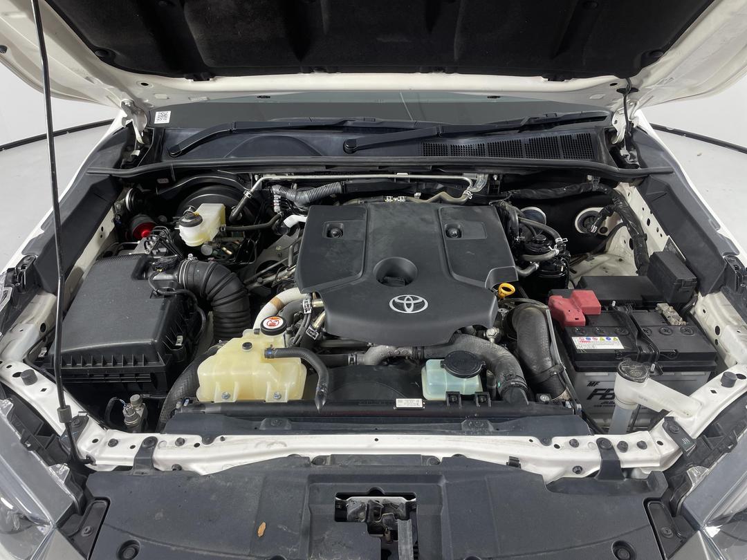 Photo '13' of Toyota Hilux