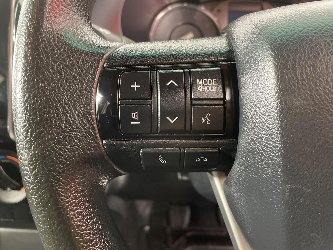 Photo '26' of Toyota Hilux