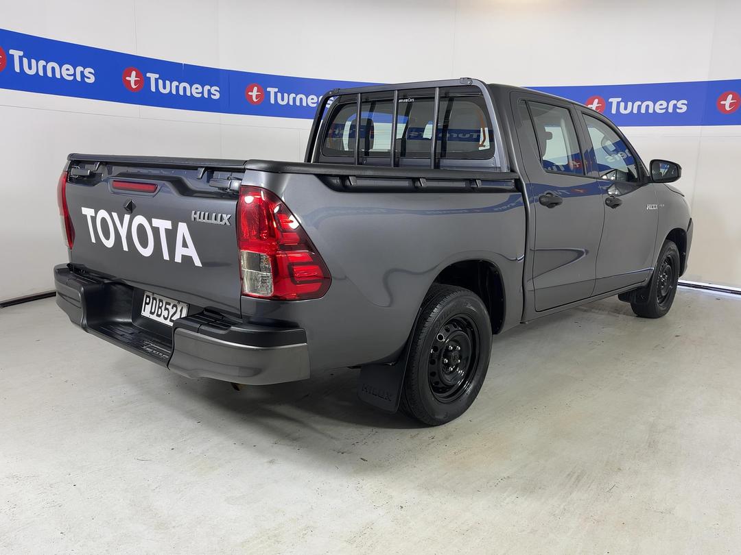 Photo '7' of Toyota Hilux
