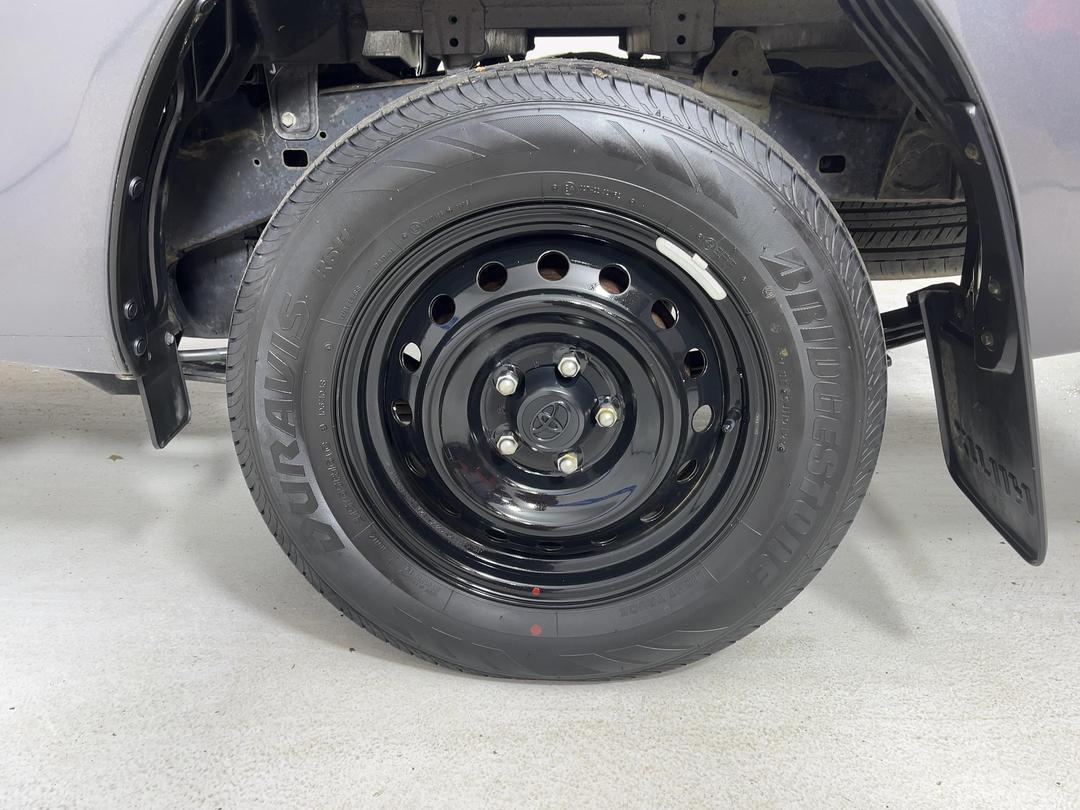 Photo '11' of Toyota Hilux