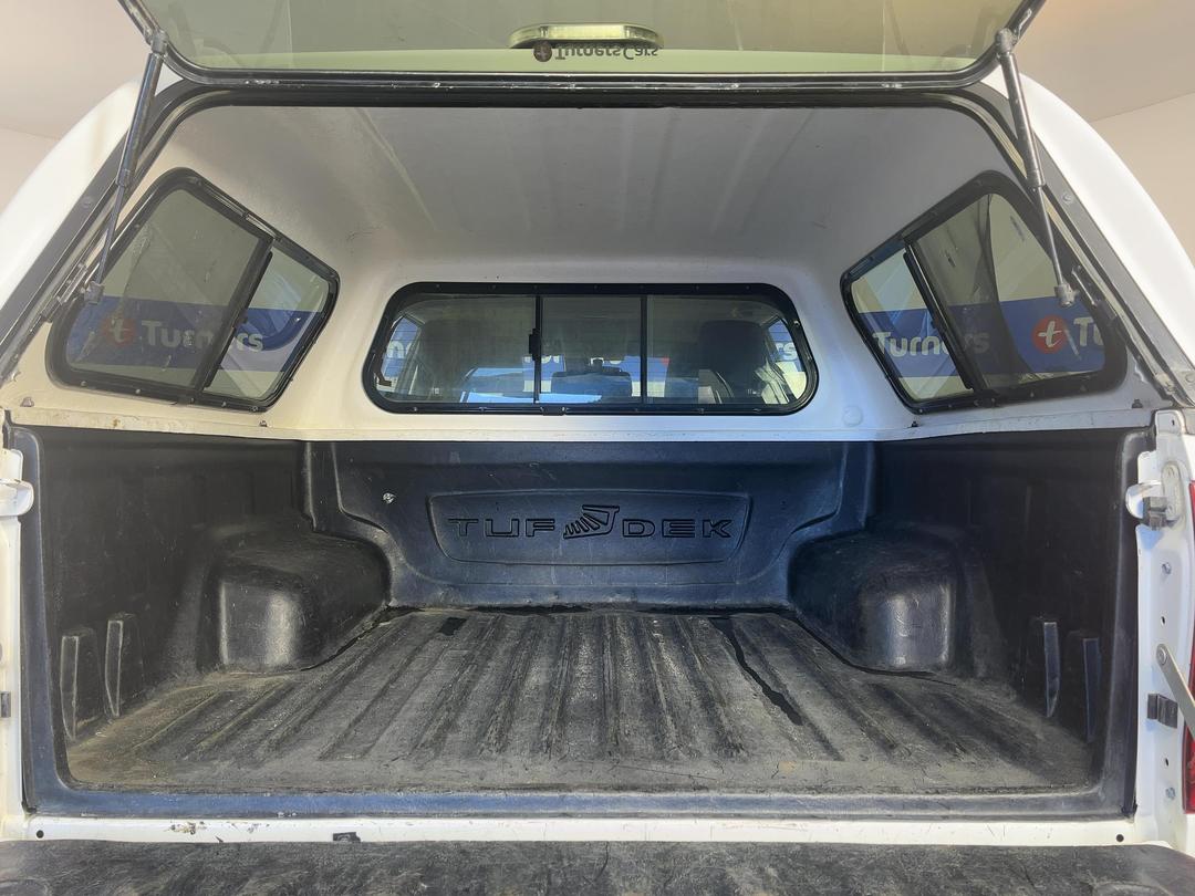 Photo '14' of Toyota Hilux