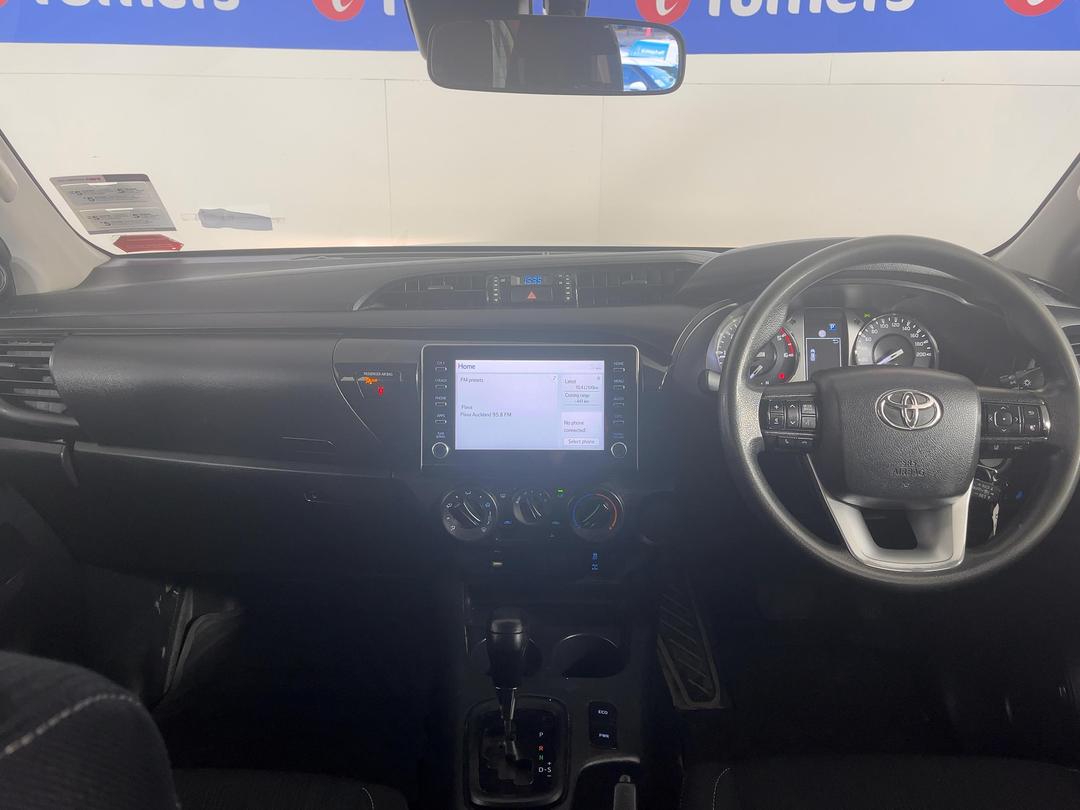 Photo '17' of Toyota Hilux