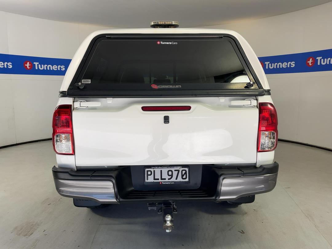 Photo '6' of Toyota Hilux