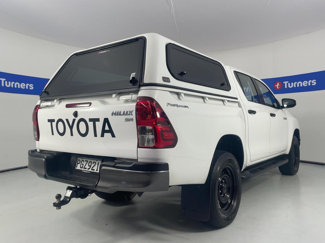 Photo '7' of Toyota Hilux