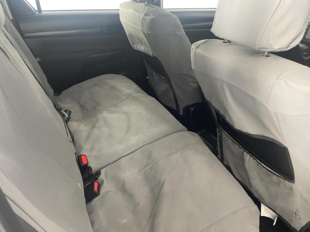 Photo '20' of Toyota Hilux