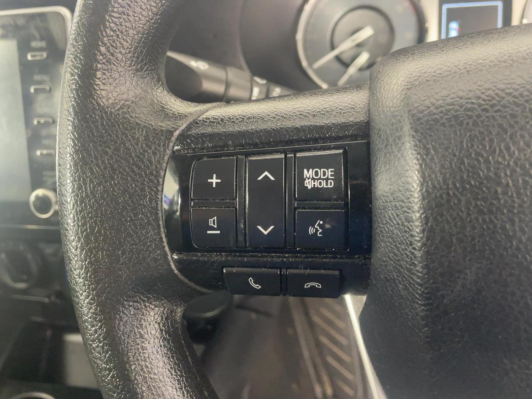 Photo '24' of Toyota Hilux