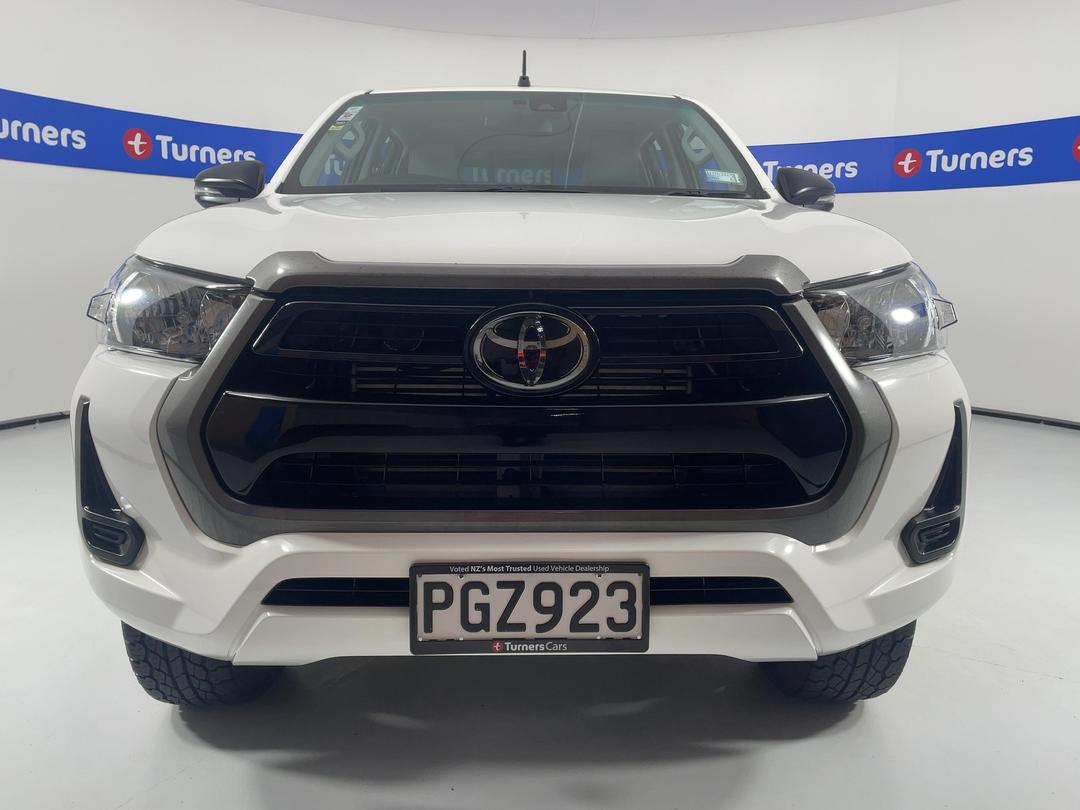 Photo '2' of Toyota Hilux