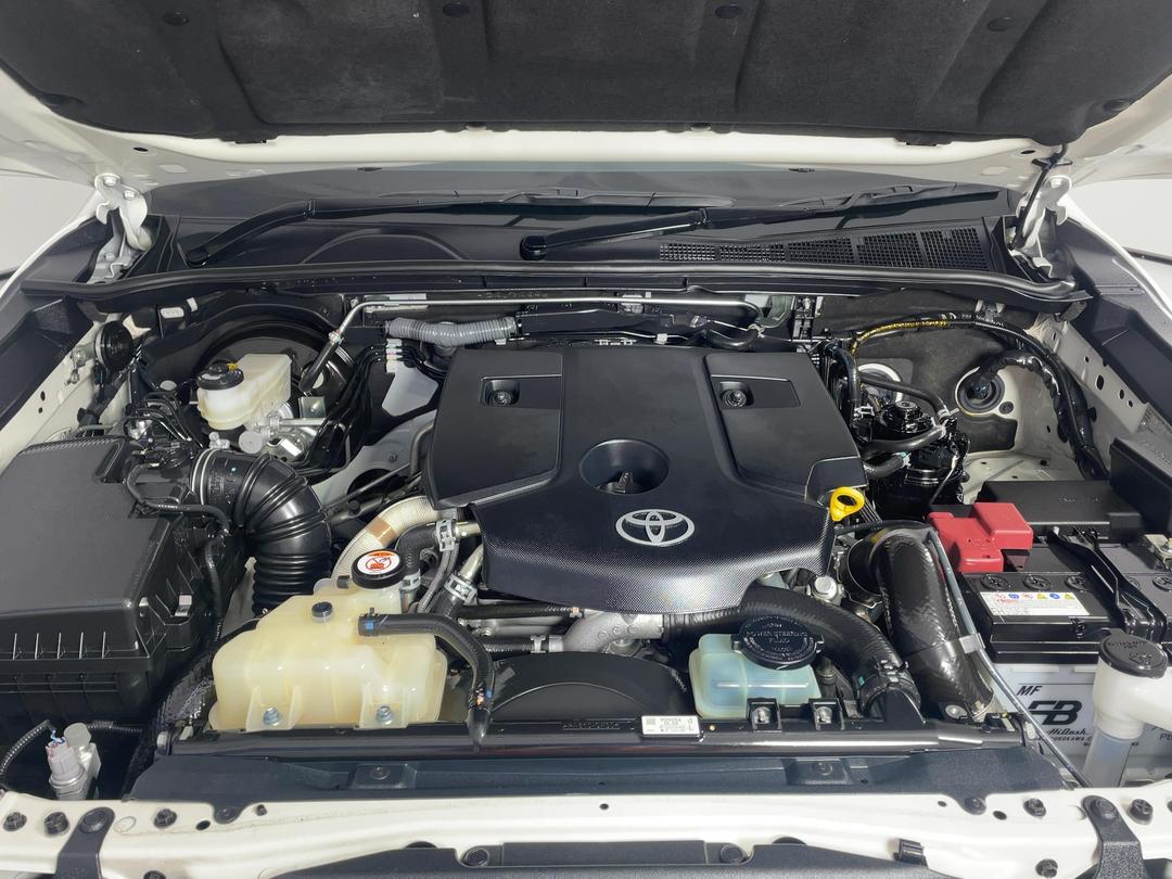 Photo '13' of Toyota Hilux