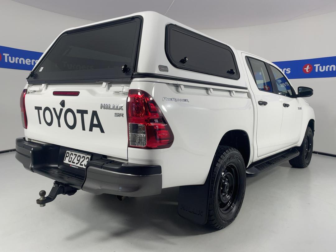 Photo '7' of Toyota Hilux