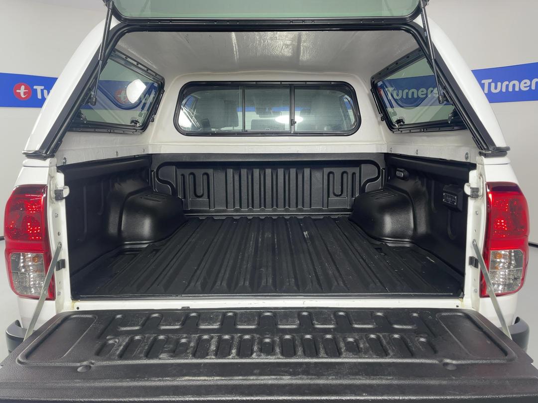 Photo '14' of Toyota Hilux