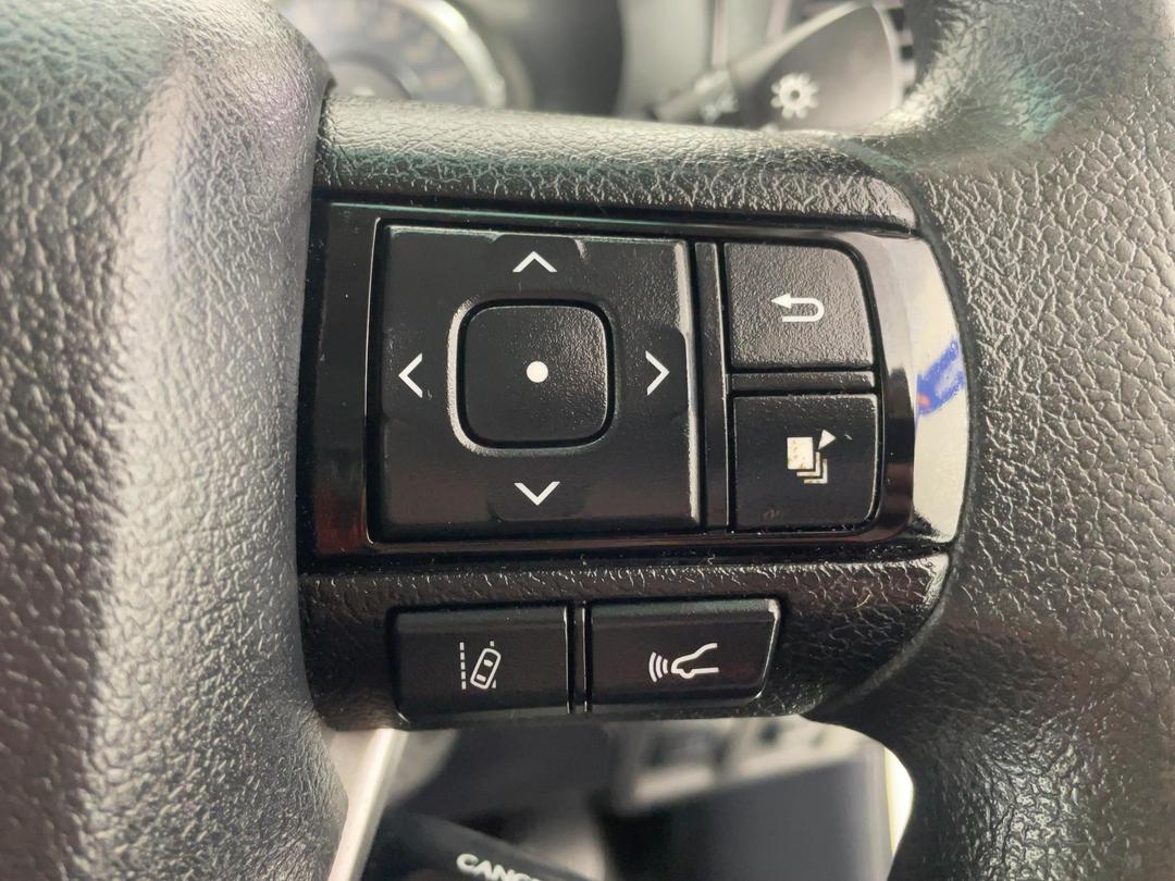 Photo '23' of Toyota Hilux
