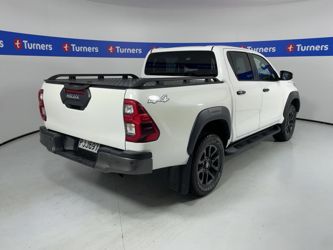 Photo '7' of Toyota Hilux