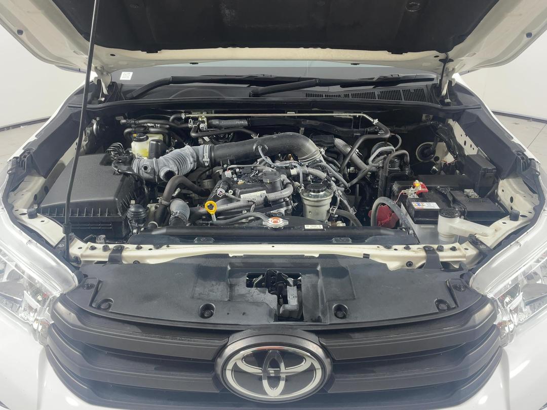 Photo '13' of Toyota Hilux