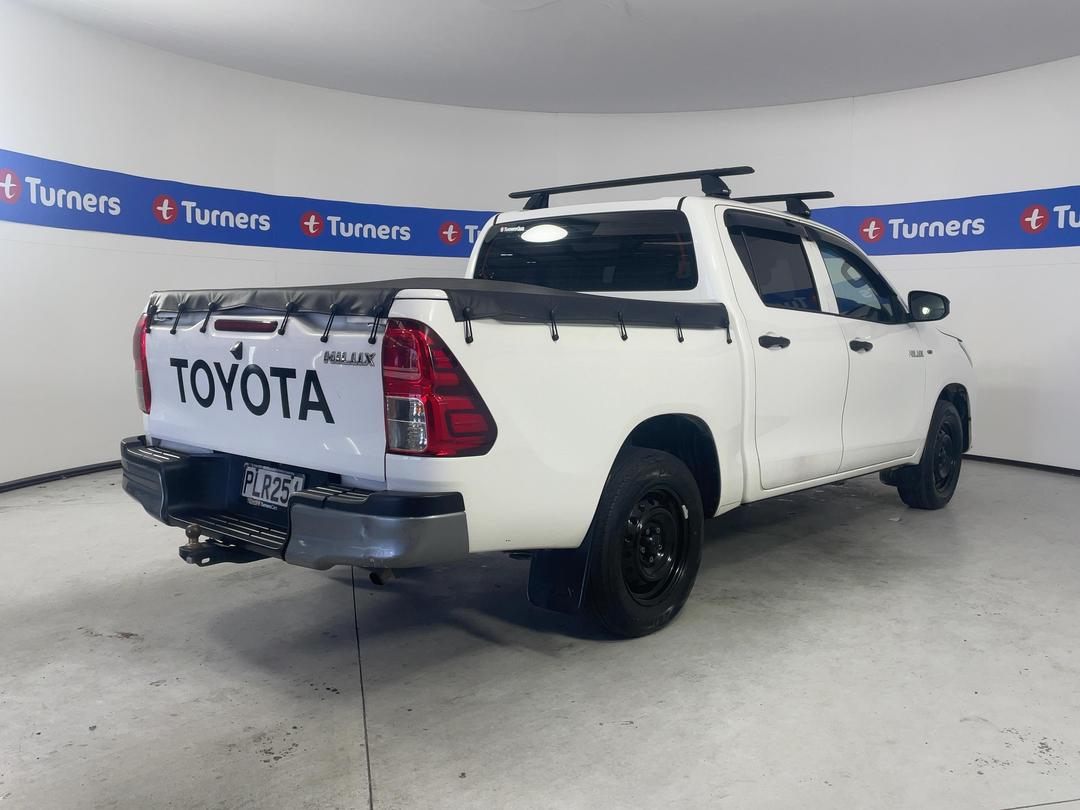 Photo '7' of Toyota Hilux