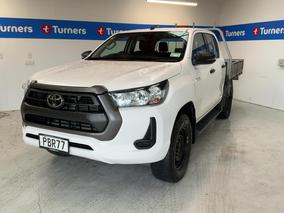 Photo '4' of Toyota Hilux