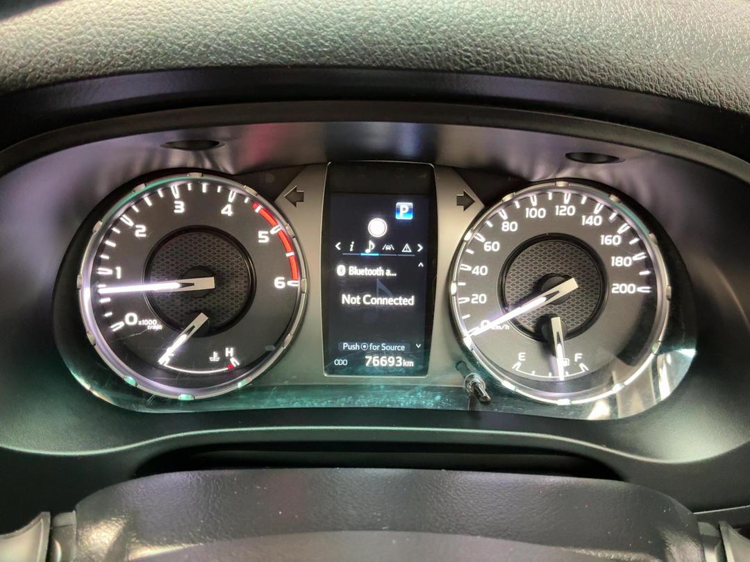 Photo '20' of Toyota Hilux