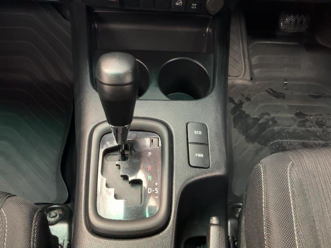 Photo '22' of Toyota Hilux