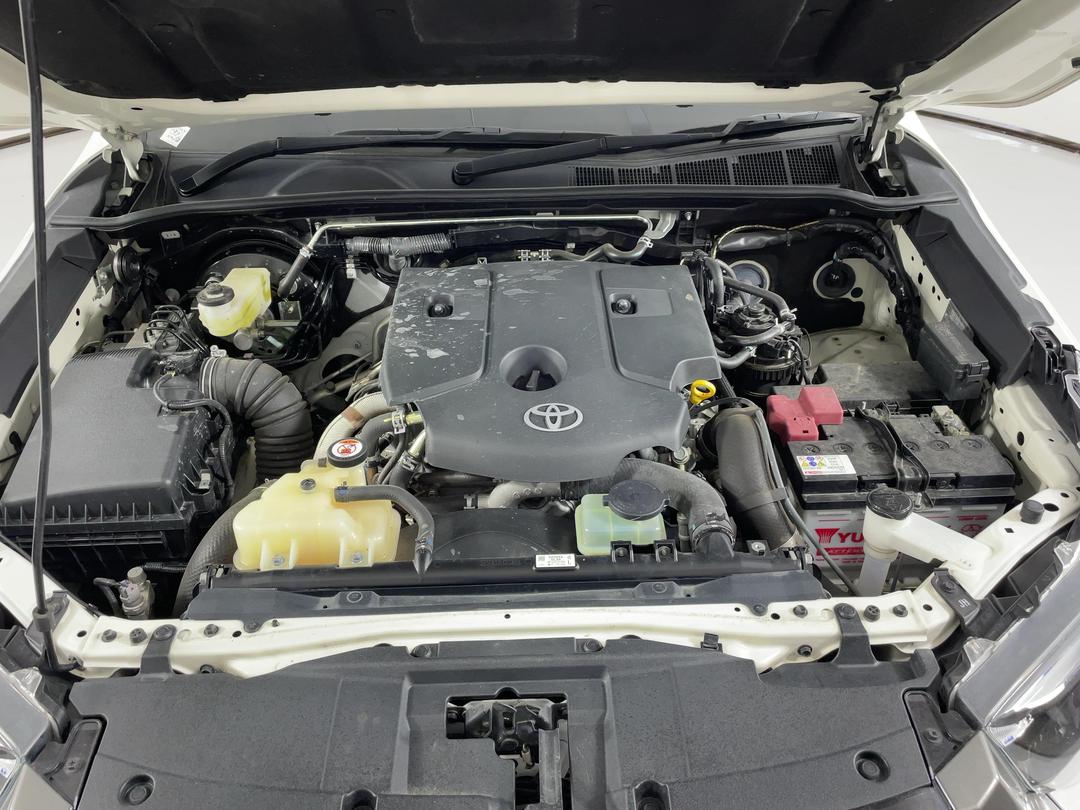 Photo '13' of Toyota Hilux