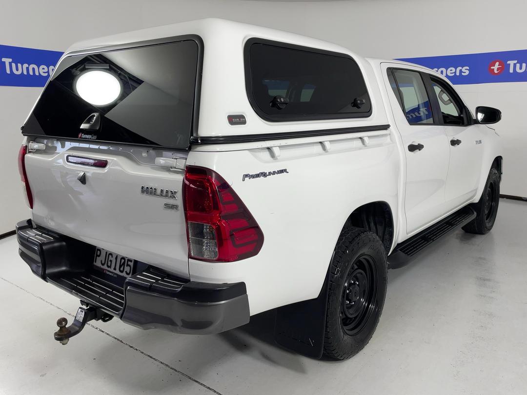Photo '7' of Toyota Hilux