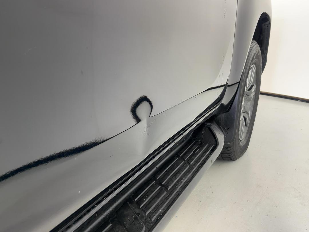Photo '37' of Toyota Hilux