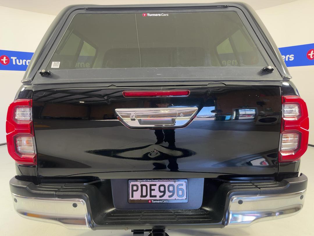 Photo '6' of Toyota Hilux