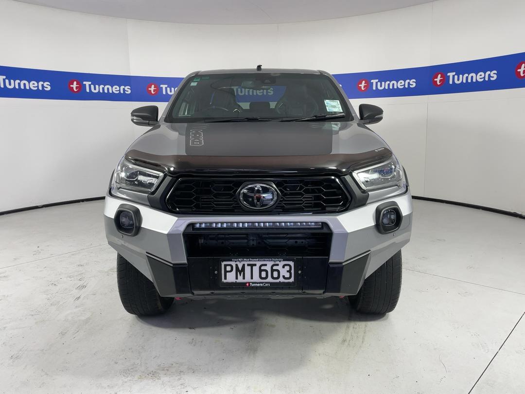 Photo '2' of Toyota Hilux