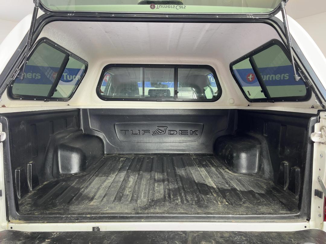 Photo '14' of Toyota Hilux