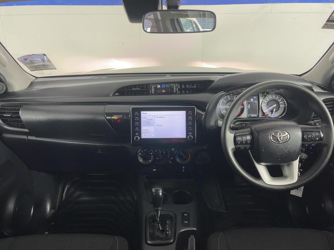 Photo '17' of Toyota Hilux