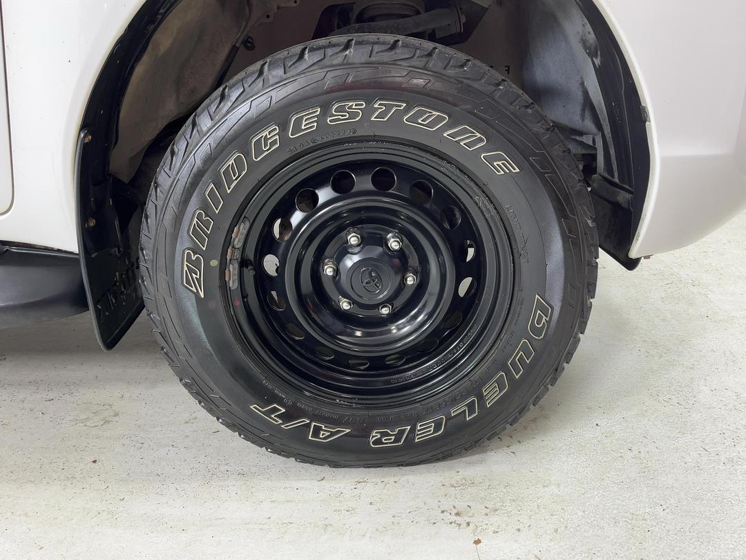 Photo '9' of Toyota Hilux
