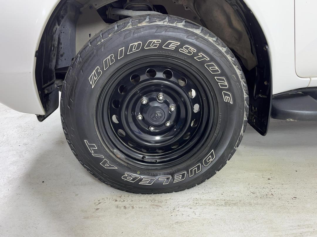 Photo '10' of Toyota Hilux