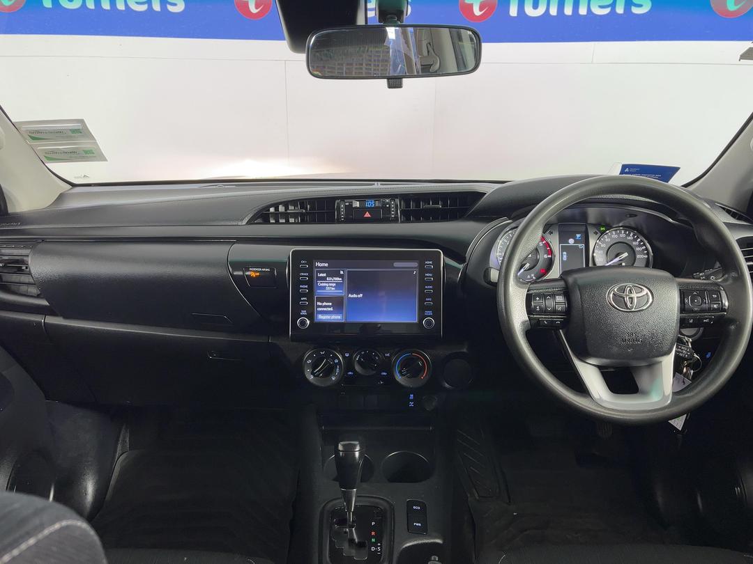Photo '17' of Toyota Hilux