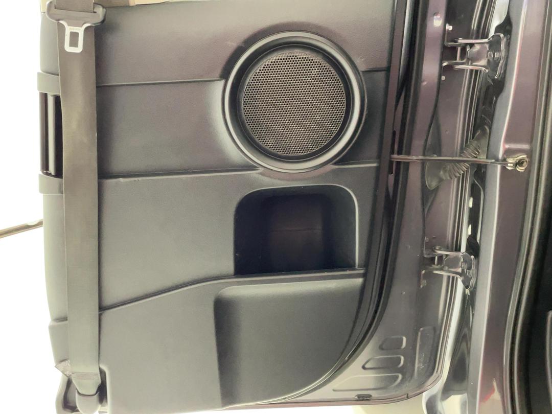 Photo '19' of Toyota Hilux