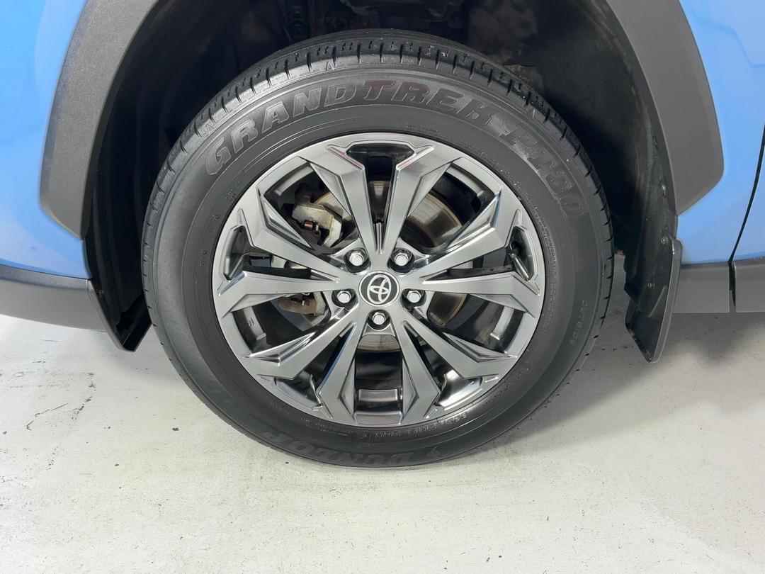Photo '10' of Toyota Rav4