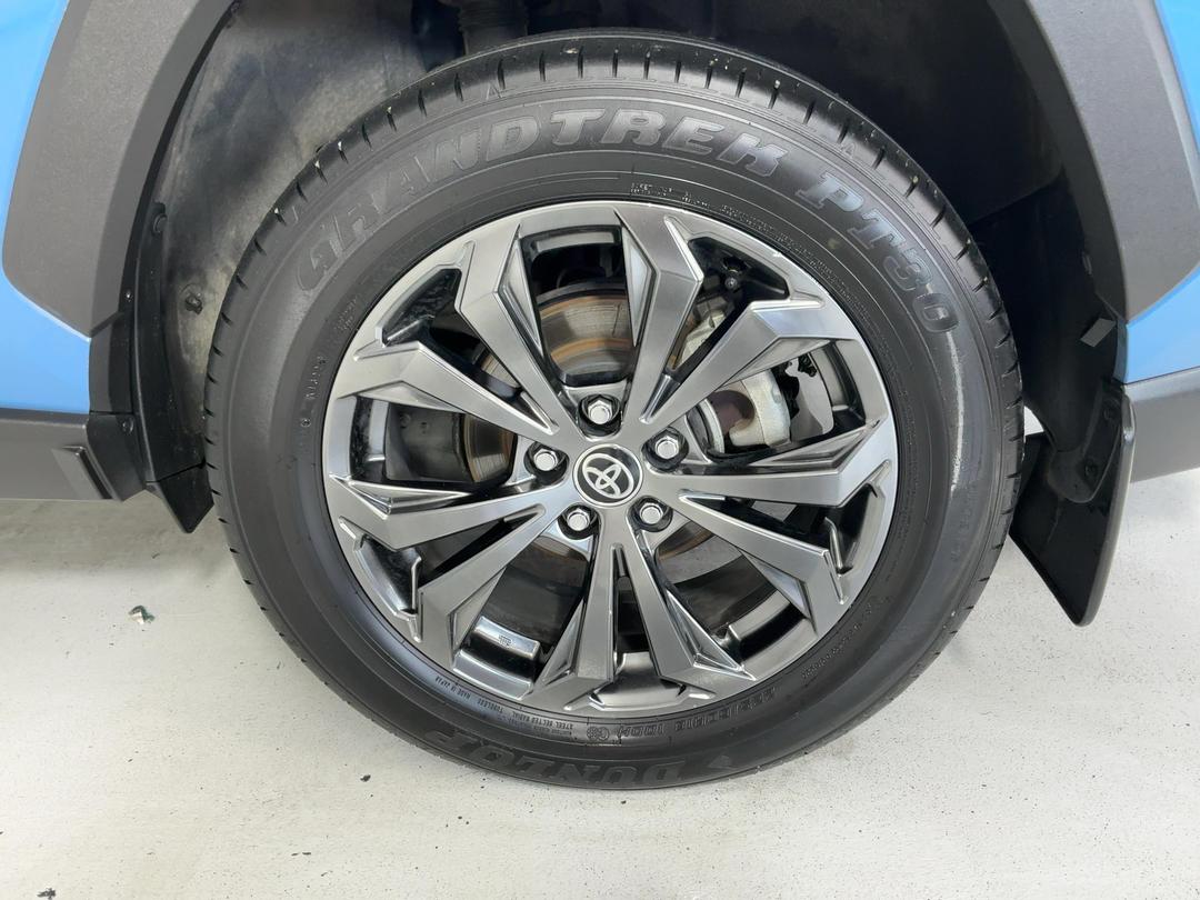 Photo '11' of Toyota Rav4