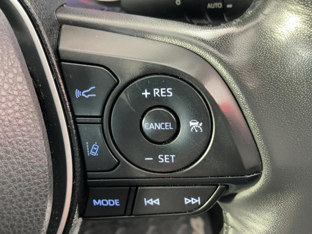 Photo '24' of Toyota Rav4