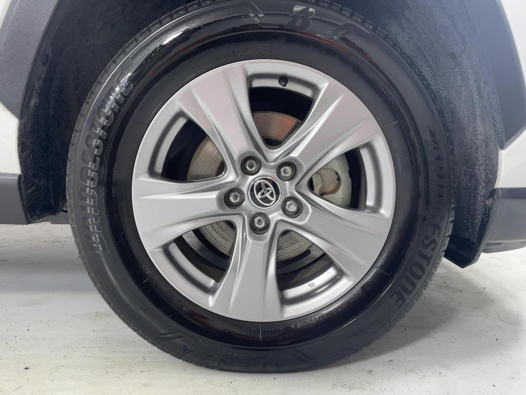 Photo '9' of Toyota Rav4