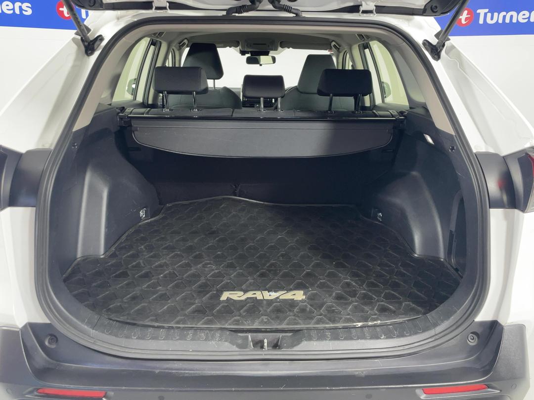 Photo '14' of Toyota Rav4