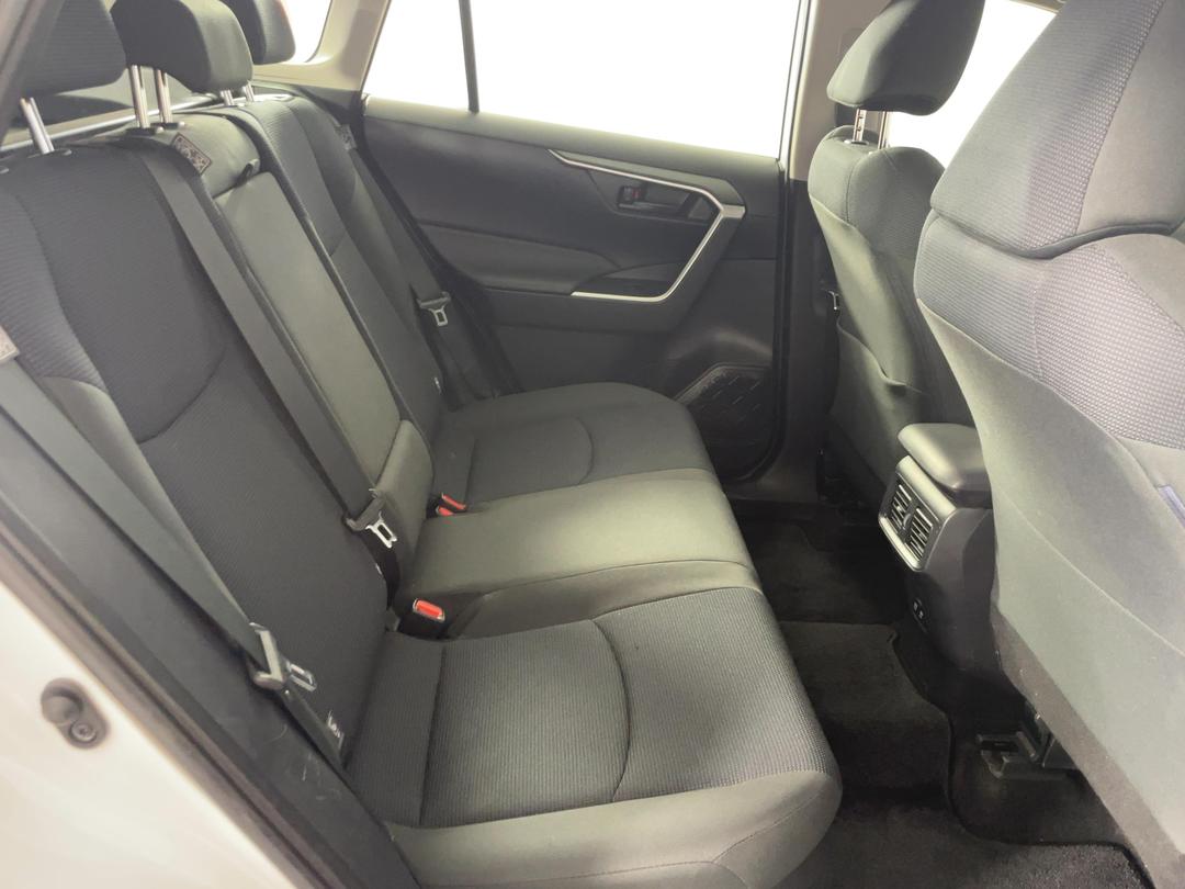 Photo '20' of Toyota Rav4
