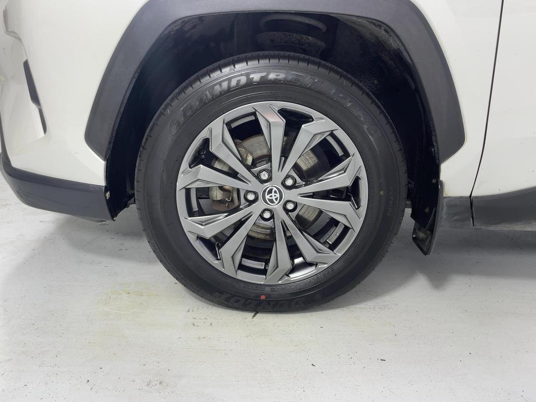 Photo '10' of Toyota Rav4