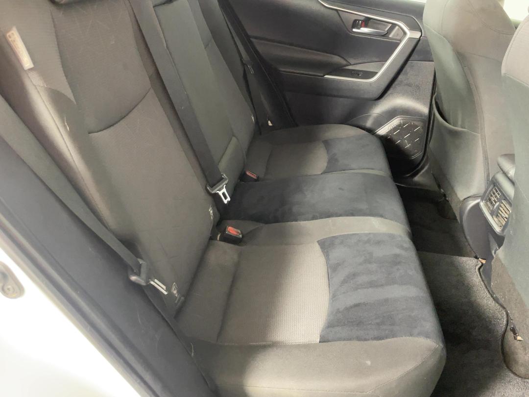 Photo '20' of Toyota Rav4