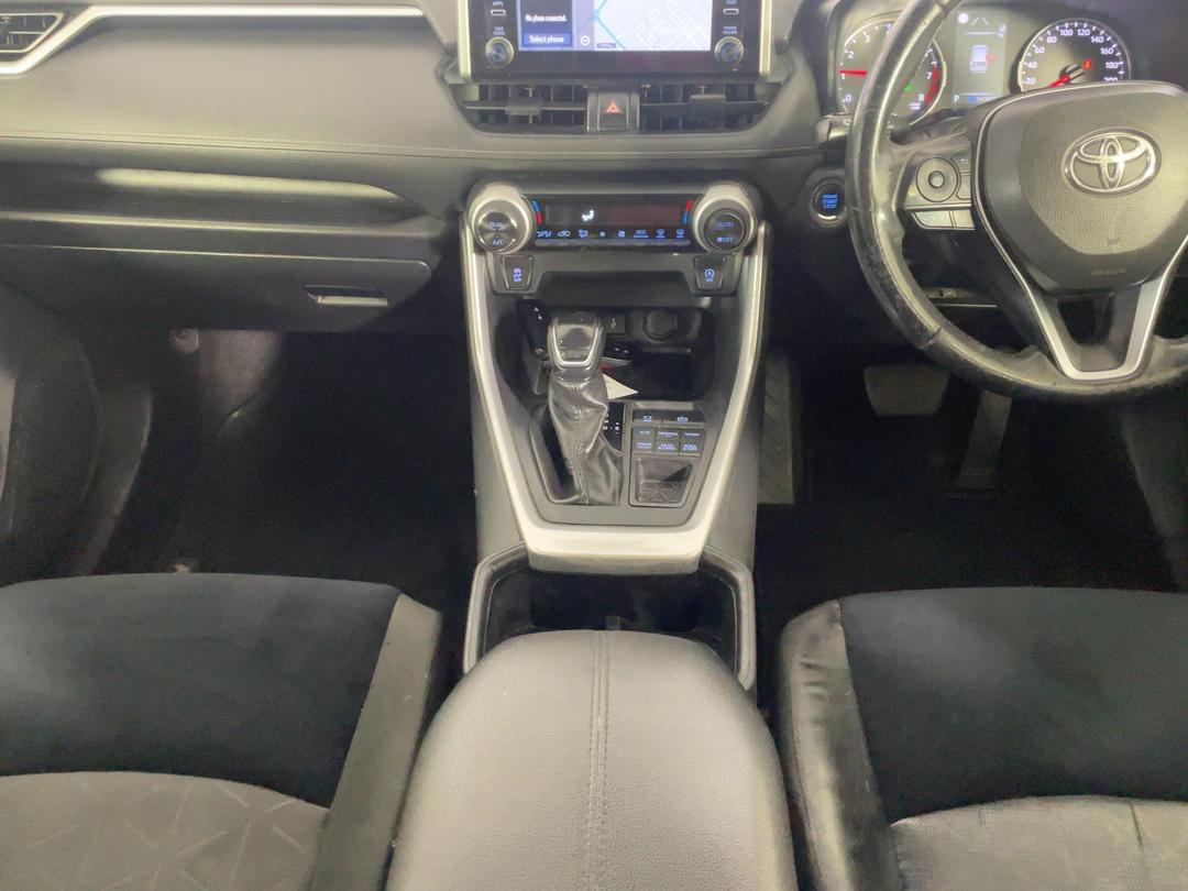 Photo '18' of Toyota Rav4