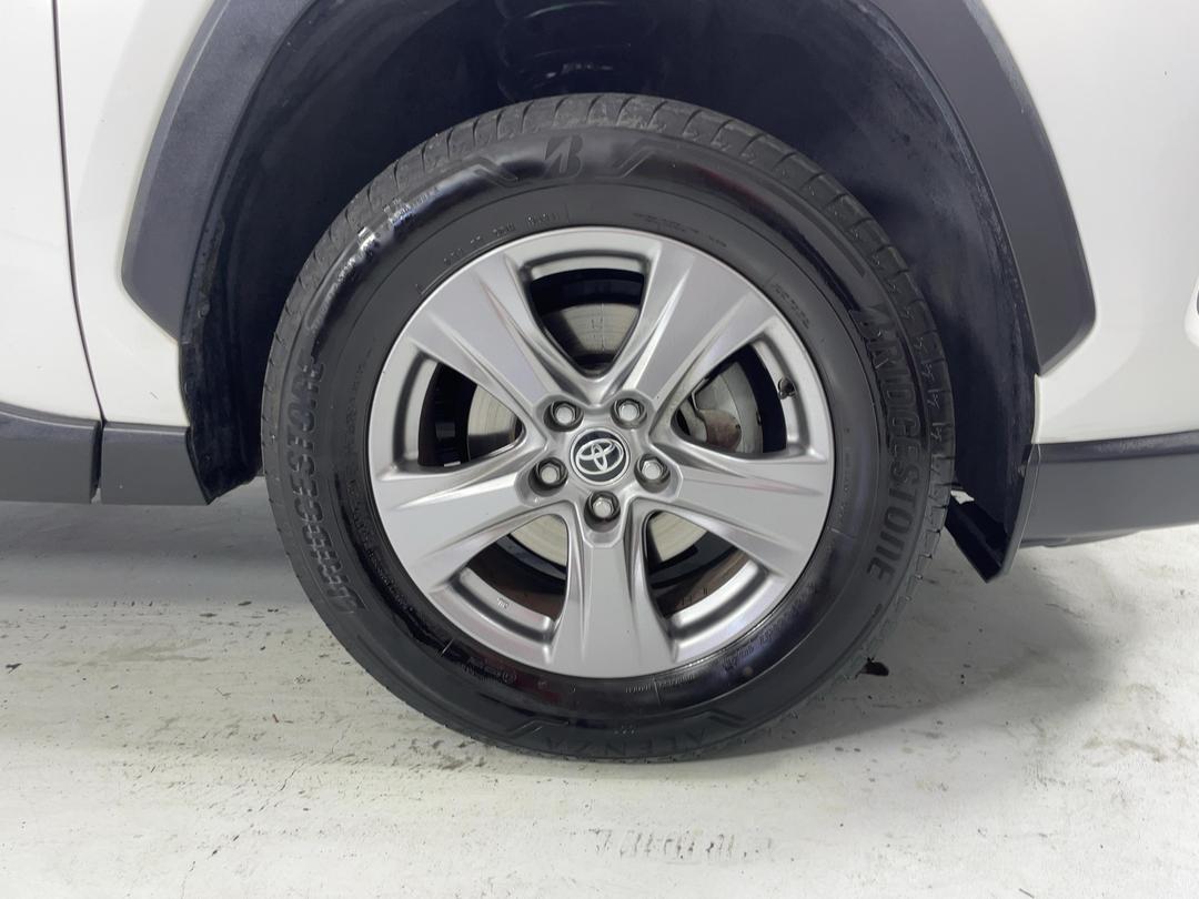Photo '9' of Toyota Rav4