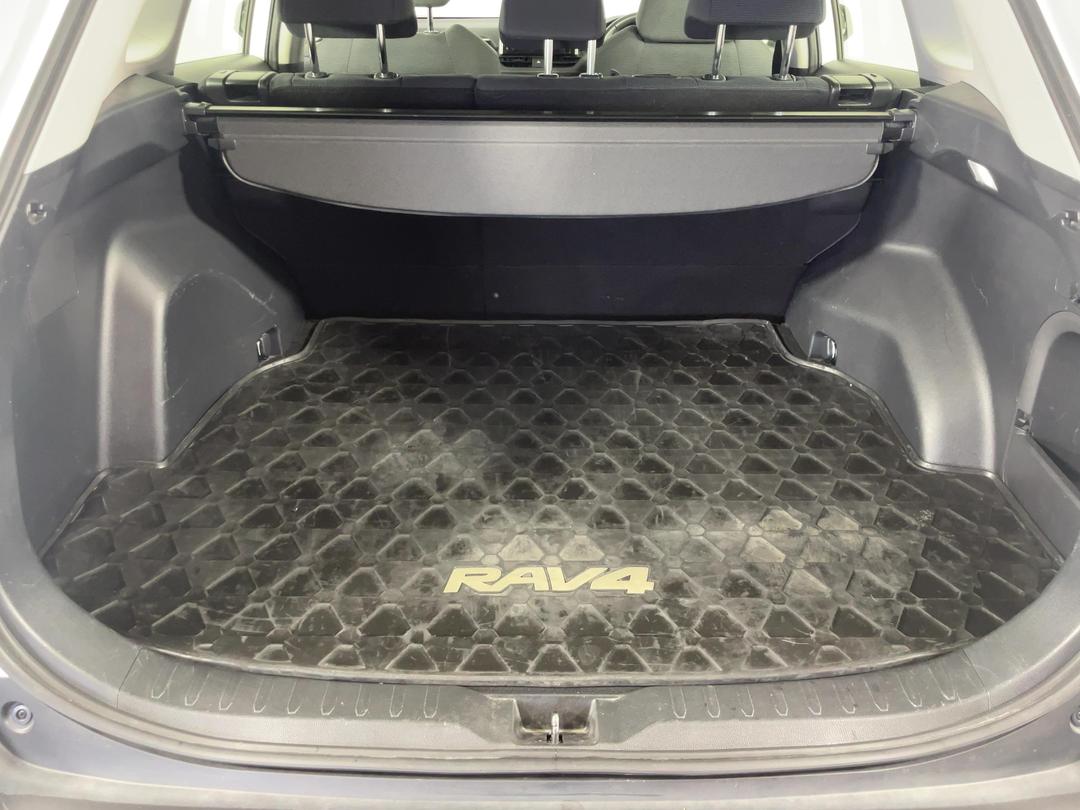 Photo '14' of Toyota Rav4