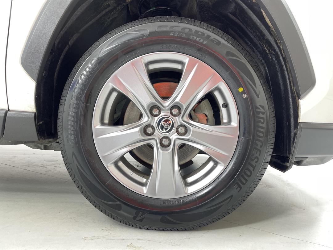 Photo '9' of Toyota Rav4