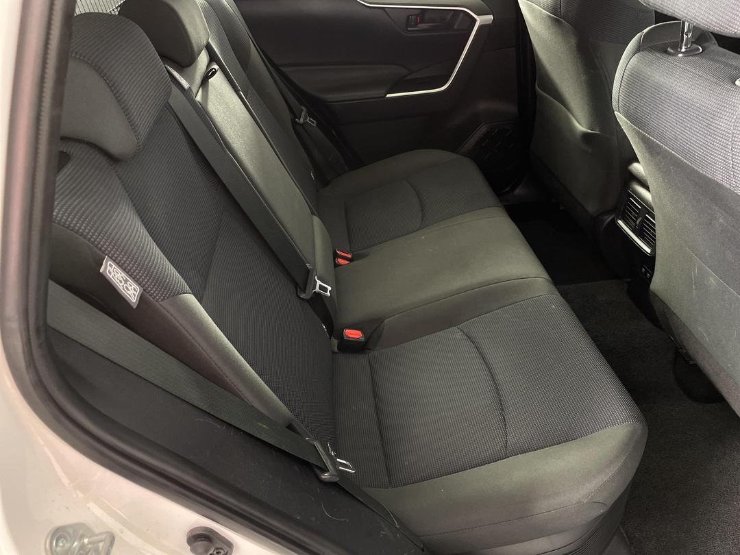 Photo '20' of Toyota Rav4