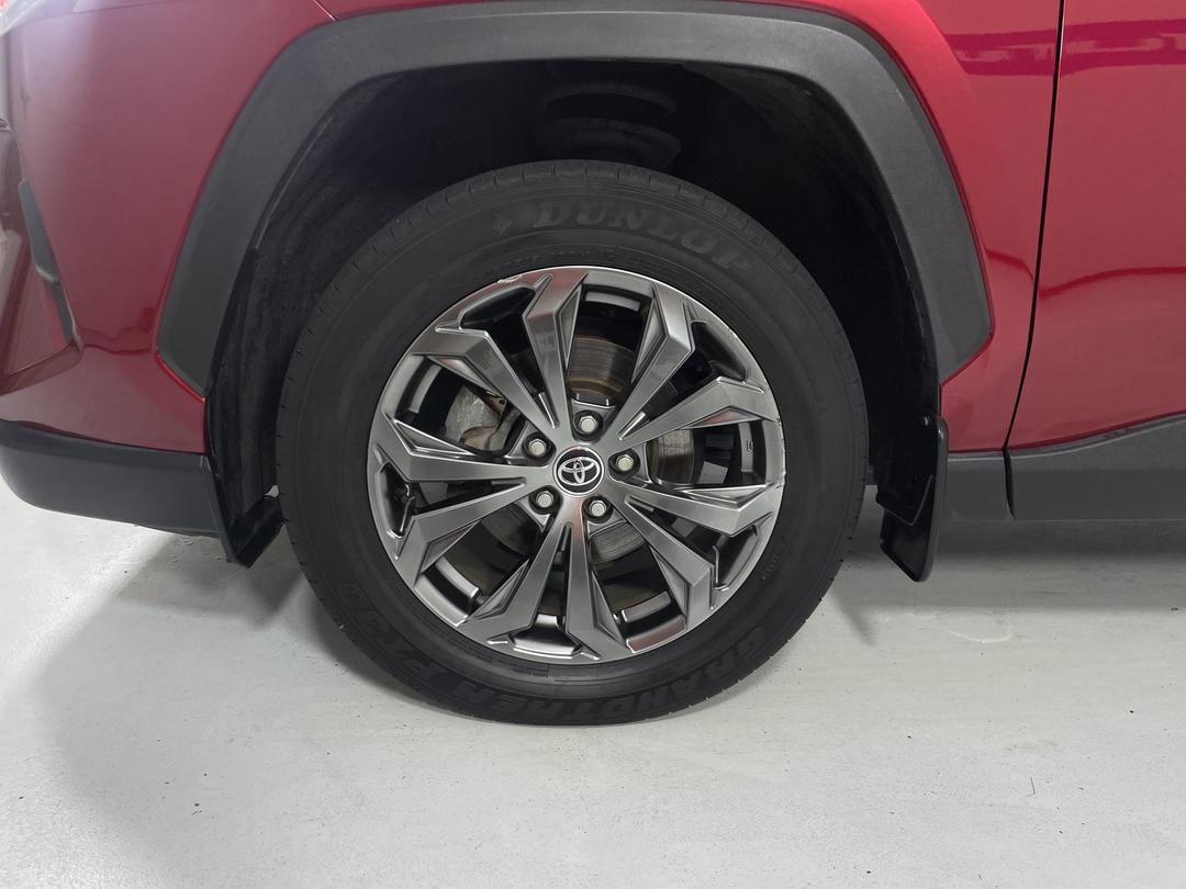 Photo '10' of Toyota Rav4