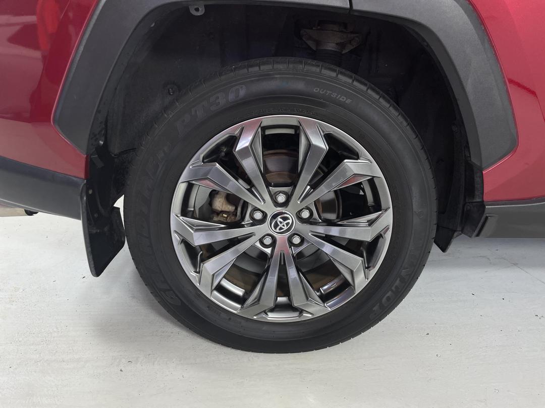 Photo '12' of Toyota Rav4