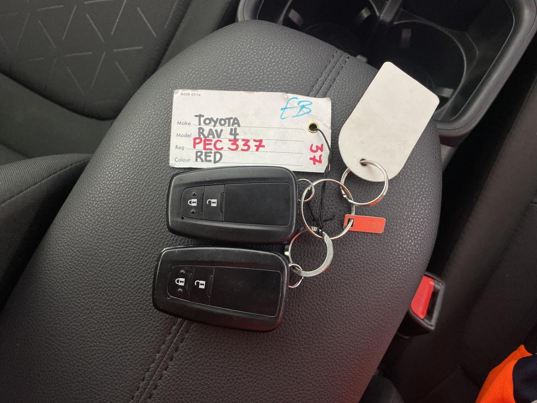 Photo '22' of Toyota Rav4