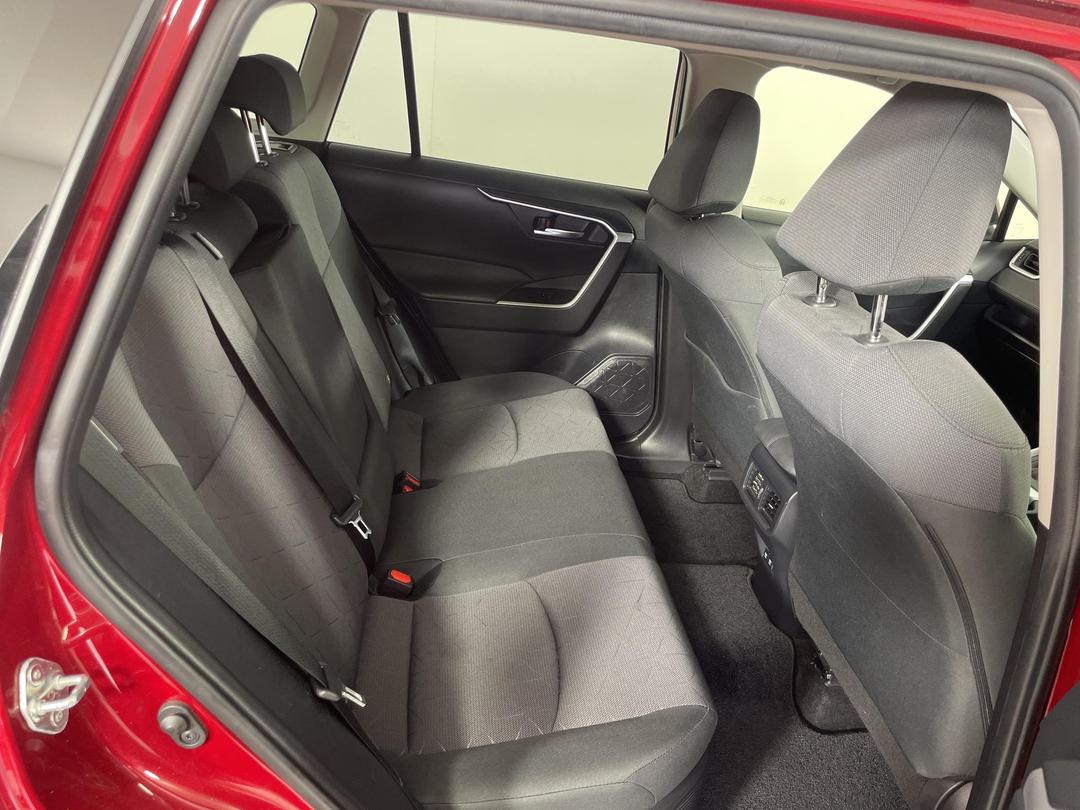 Photo '20' of Toyota Rav4